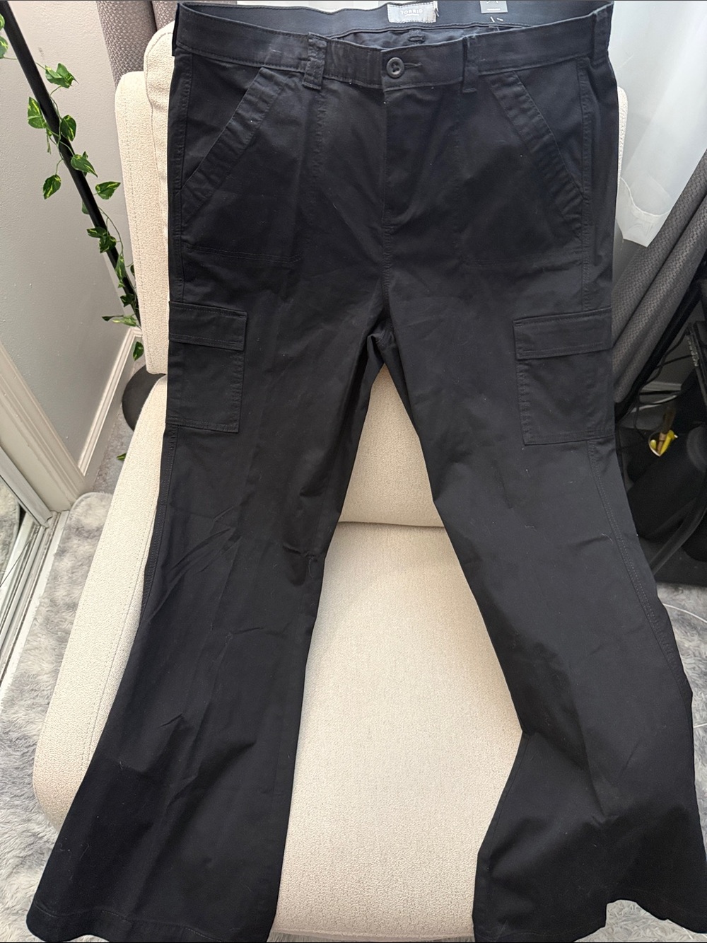 torrid Black Straight-Leg Cargo Pants